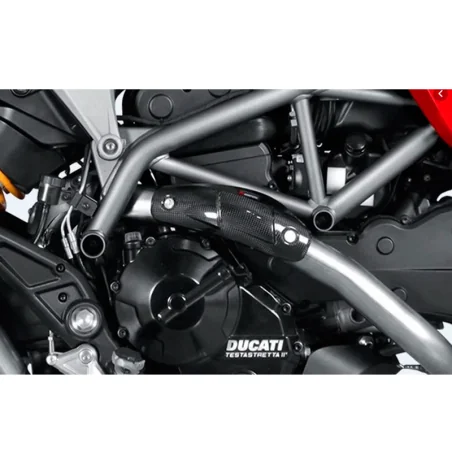 AKRAPOVIC PROTECCIÓN DE CARBONO DUCATI HYPERMOTARD / HYPERSTRADA 2013-2018 P-HSD8E2