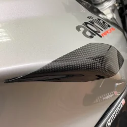 copy of Protector Basculante de fibra de carbono YAMAHA R1 2015-2020 2