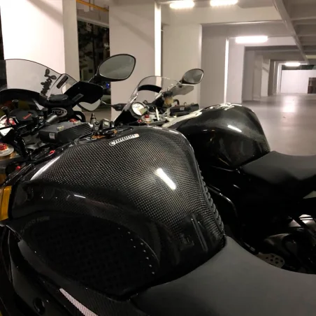copy of Protector Basculante de fibra de carbono YAMAHA R1 2015-2020