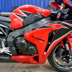 copy of Protector Basculante de fibra de carbono YAMAHA R1 2015-2020 2