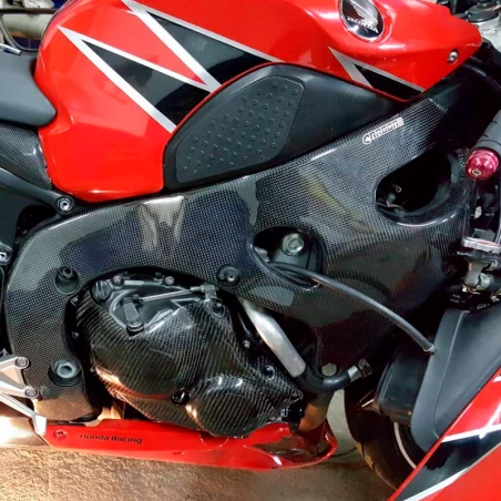 copy of Protector Basculante de fibra de carbono YAMAHA R1 2015-2020