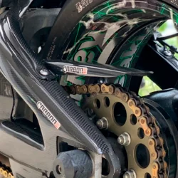 copy of Protector Basculante de fibra de carbono YAMAHA R1 2015-2020 2