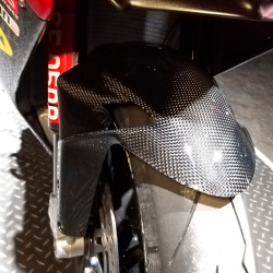 copy of Protector Basculante de fibra de carbono YAMAHA R1 2015-2020 2