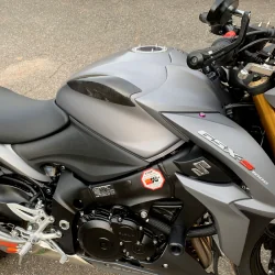 copy of Protector Basculante de fibra de carbono YAMAHA R1 2015-2020 2