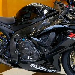 CARBON 2 RACE Protectores de Chasis Carbono SUZUKI GSX-R 600 / 750 2006-2010 2
