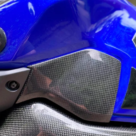 CARBON 2 RACE Paneles laterales Deposito Carbono YAMAHA MT09 / FZ09 2013-2020