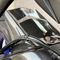 copy of Protector Basculante de fibra de carbono YAMAHA R1 2015-2020 2