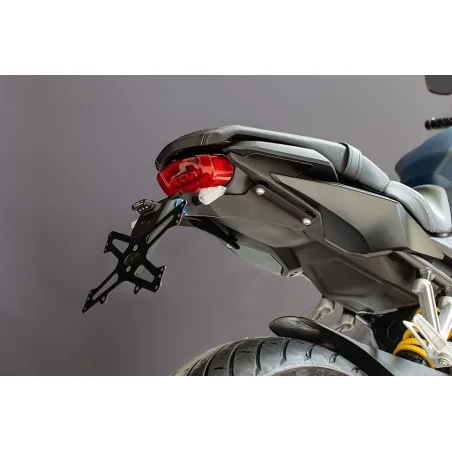 Porta matrícula Honda CB650R '19 en adelante
