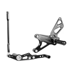 MEHRFACH VERSTELLBARE FUSSRASTEN - YAMAHA R1 2009-2014 SCHWARZ IT2002N 2