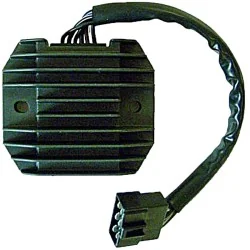 Regulador Japonés Sun SH650-12 12V - Trifase - CC - 6 Cables - Sin Sensor