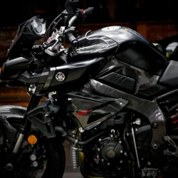 copy of Protector Basculante de fibra de carbono YAMAHA R1 2015-2020 2