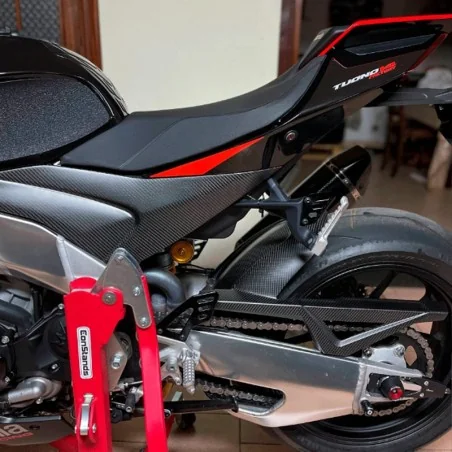 Paneles laterales del depósito de fibra de carbono APRILIA RSV4 2021-2023