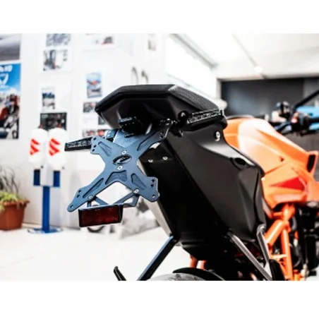 EVOTECH Kennzeichenhalter für KTM 1390 Superduke R 2024- / 990 Duke 2024-
