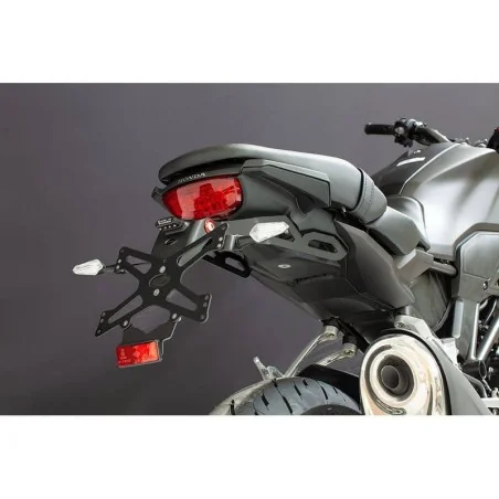 Porta matrícula EVOTECH Honda CB125R/CB300R