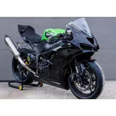 Komplette Verkleidung KAWASAKI ZX-R 636 2024 RACE Abgasanlage