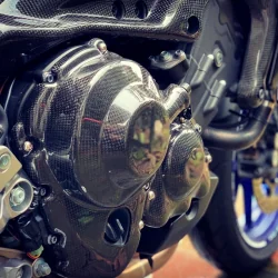 Carbon-Kupplungsschutz / -Abdeckung CARBON 2 RACE YAMAHA R9 2025 2