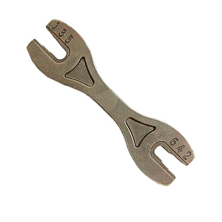 Llave de radios de llanta universal