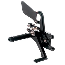 MULTIVERSTELLBARE FUSSRASTEN HONDA CBR 1000RR 2008-2016 SCHWARZ
